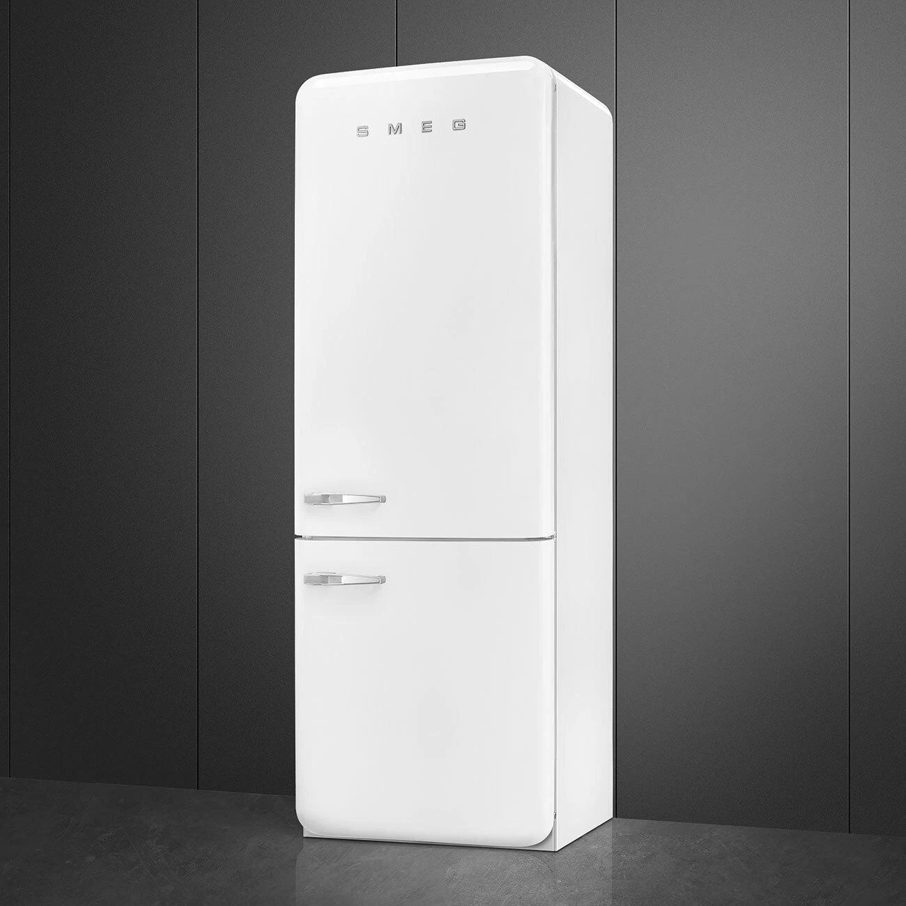 Smeg Refrigerator White FAB38URWH 4 Smeg Refrigerator White FAB38URWH - Image 4