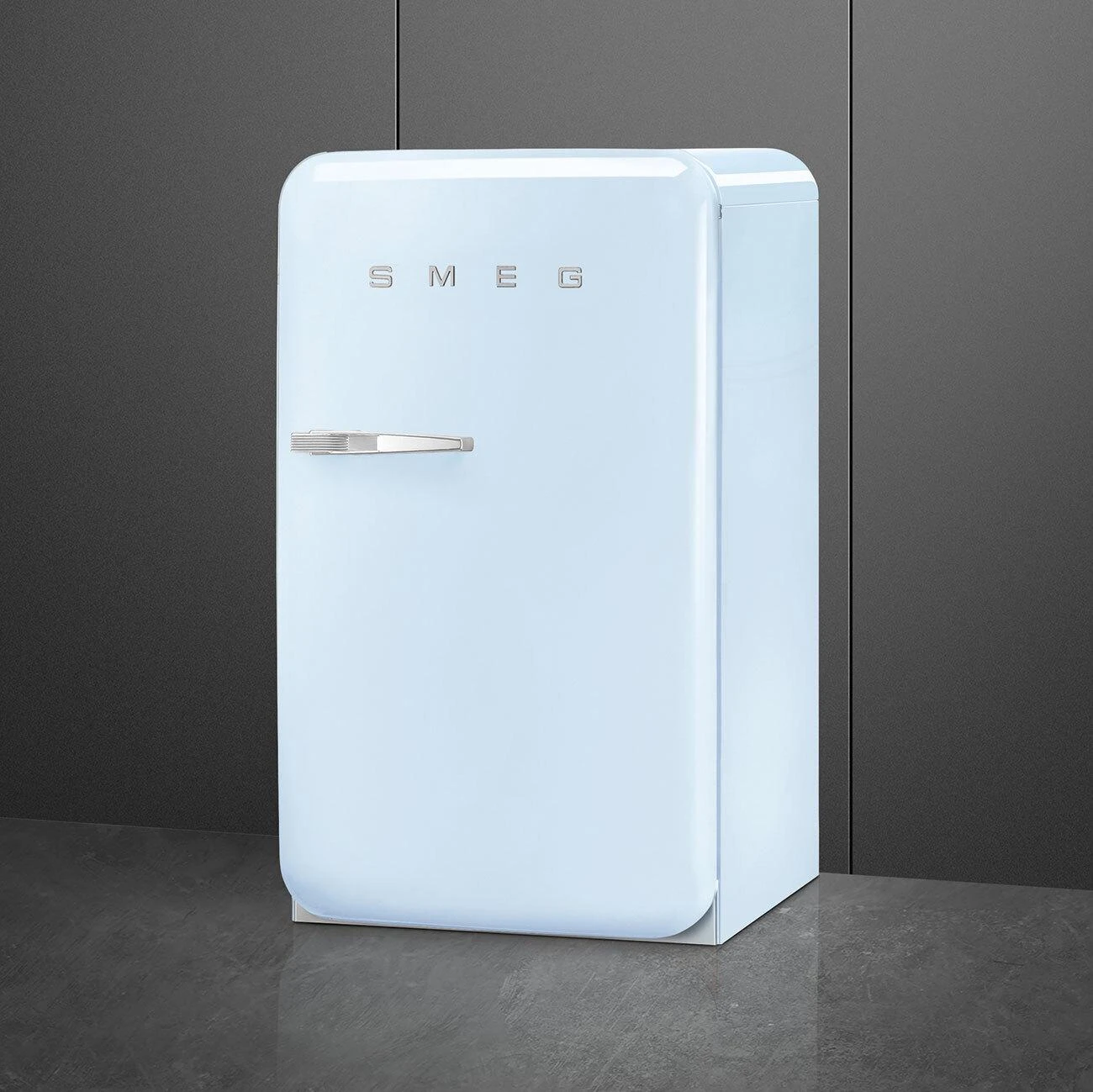 Smeg Refrigerator Pastel Blue FAB10URPB3 4 Smeg Refrigerator Pastel Blue FAB10URPB3 - Image 4