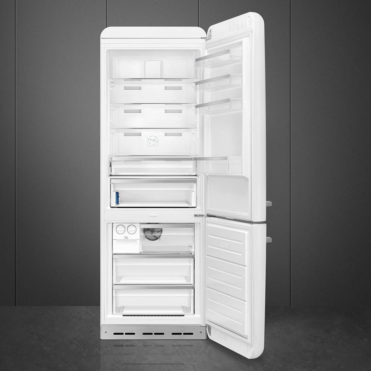 Smeg Refrigerator White FAB38URWH 2 Smeg Refrigerator White FAB38URWH - Image 2