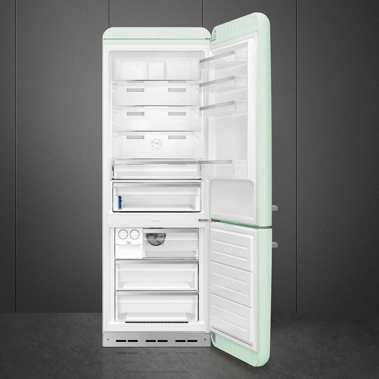 Smeg Refrigerator Pastel Green FAB38URPG 2 Smeg Refrigerator Pastel Green FAB38URPG - Image 2