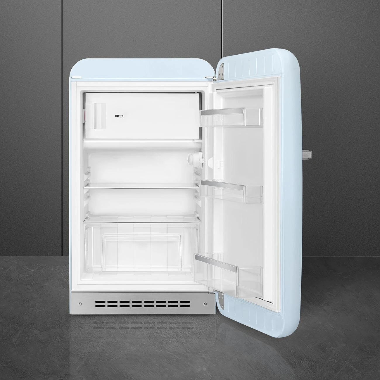 Smeg Refrigerator Pastel Blue FAB10URPB3 2 Smeg Refrigerator Pastel Blue FAB10URPB3 - Image 2