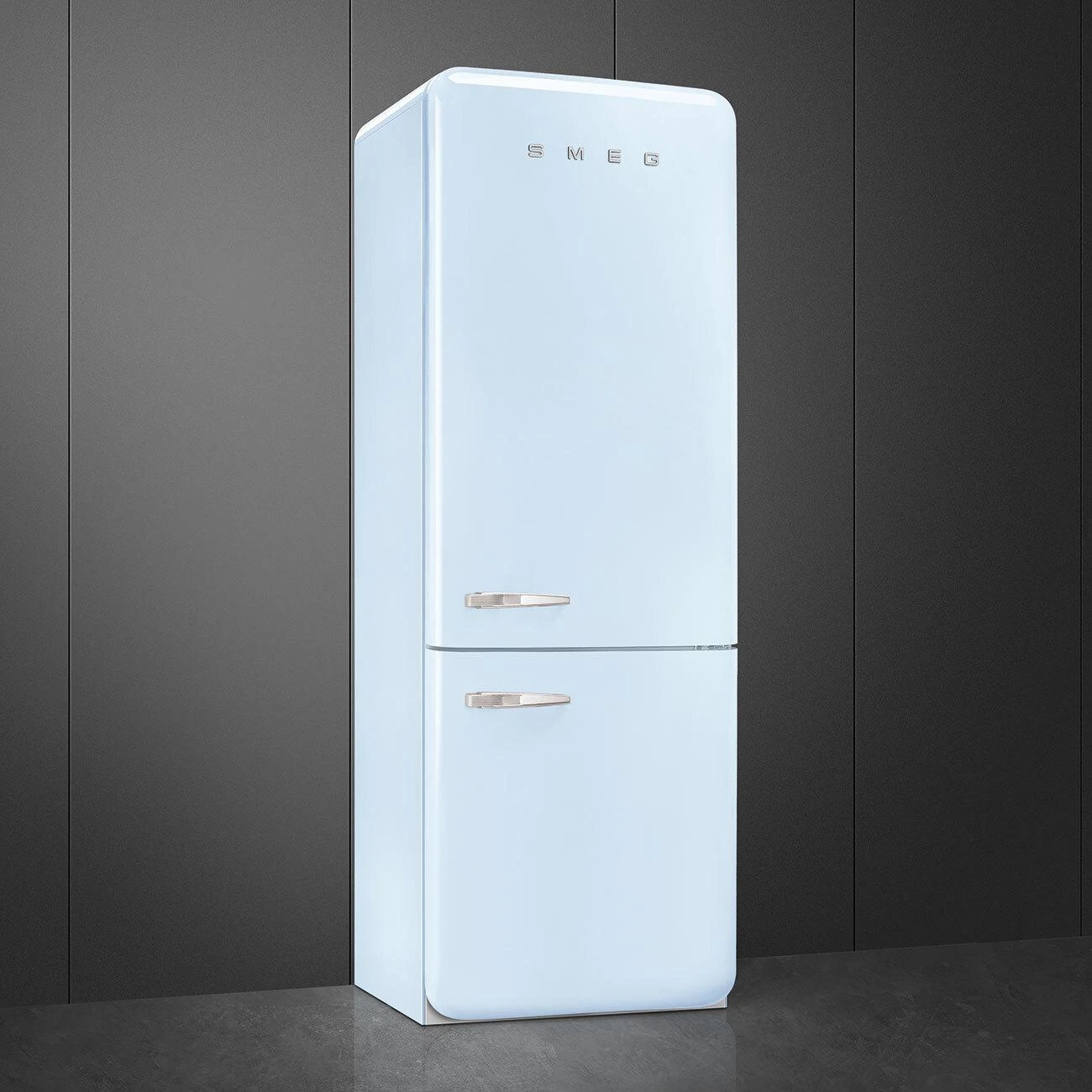Smeg Refrigerator Pastel Blue FAB38URPB 3 Smeg Refrigerator Pastel Blue FAB38URPB - Image 3