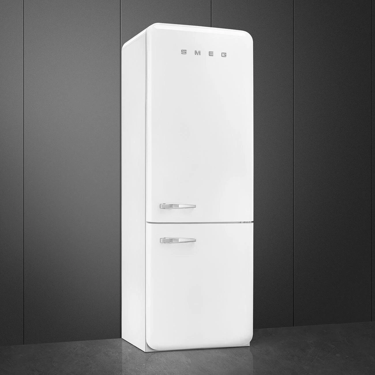 Smeg Refrigerator White FAB38URWH 3 Smeg Refrigerator White FAB38URWH - Image 3