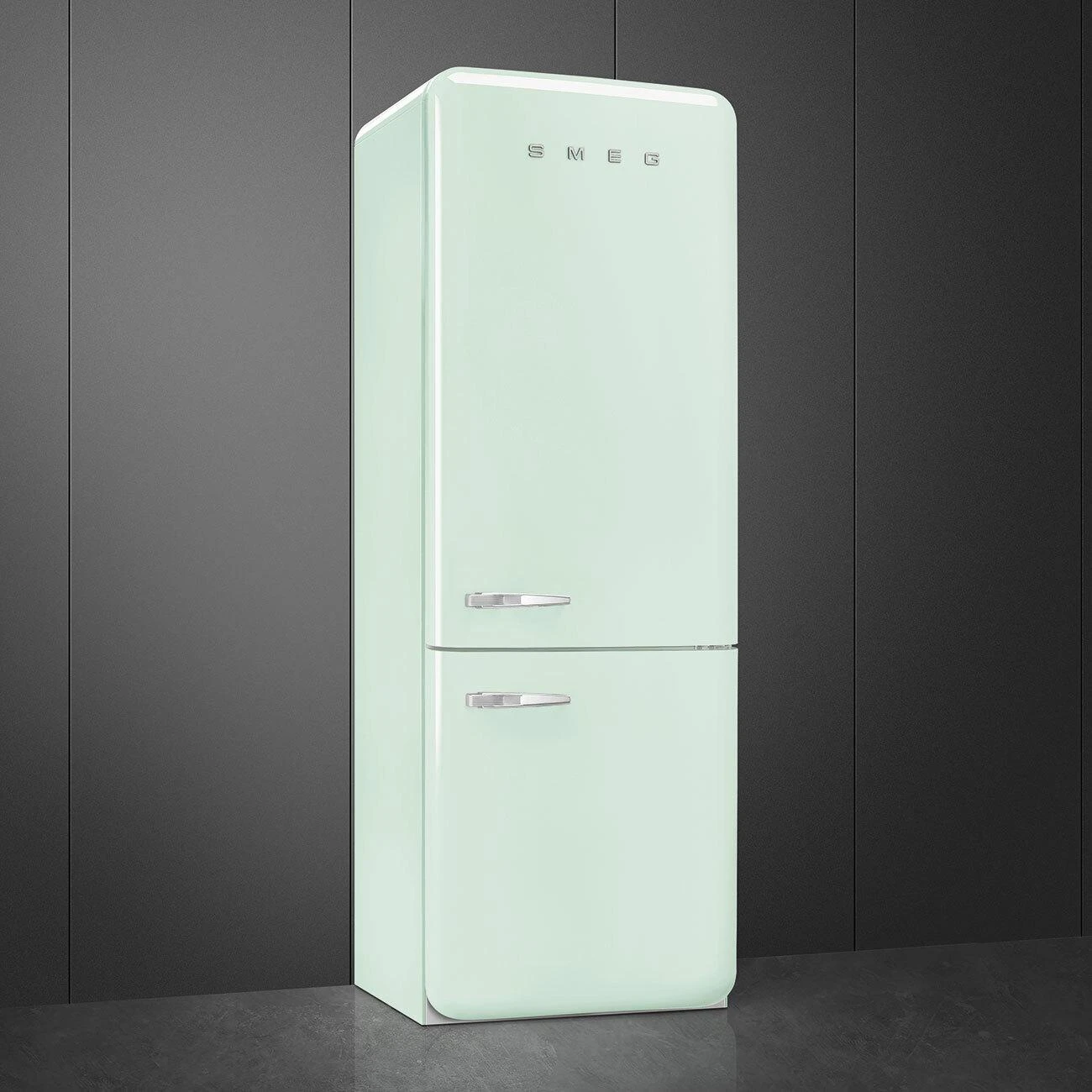 Smeg Refrigerator Pastel Green FAB38URPG 3 Smeg Refrigerator Pastel Green FAB38URPG - Image 3